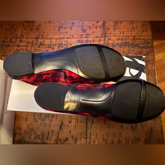 Our Loves Velvet Ballet Flats - Picture 6 of 8